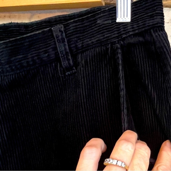 Woolrich Women's Wide Whale Corduroy Pants Black Sz 12 Thick and Warm High Rise - Picture 6 of 15